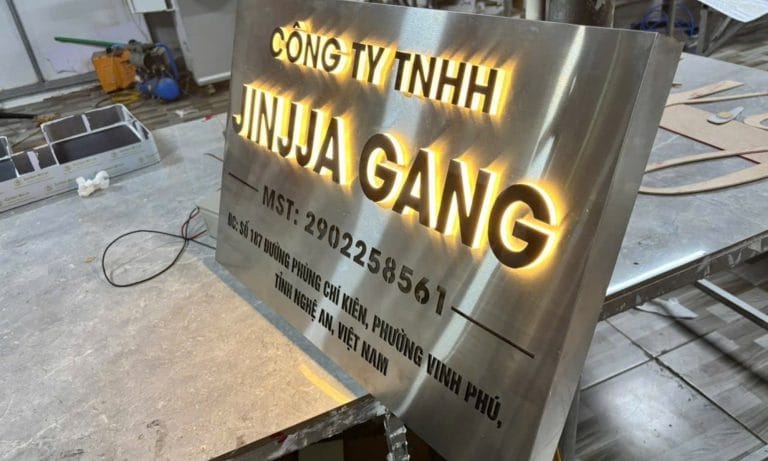 Thi công chữ nổi inox quảng cáo tại Đà Nẵng - Quảng Cáo Lê Minh