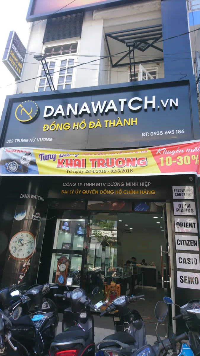 Bảng hiệu alu chữ nổi Danawatch đường Trưng Nữ Vương Hải Châu Đà Nẵng